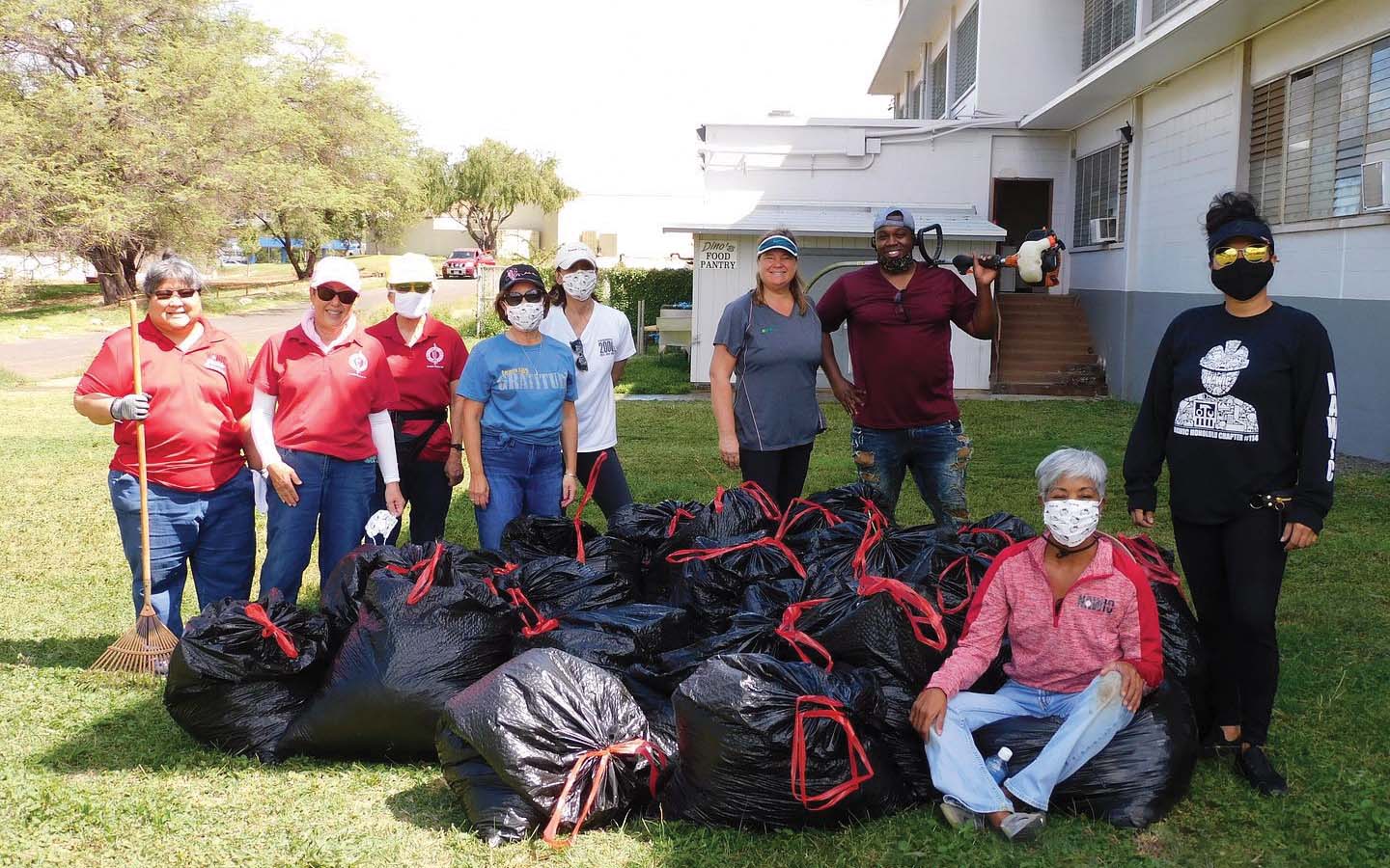 Lynden team assists with community clean up in Hawaii